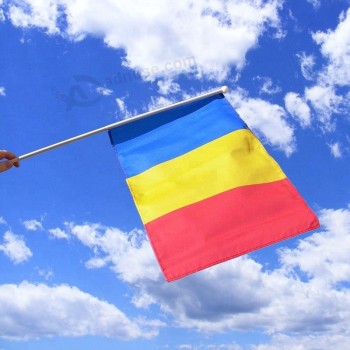 Drapeau de bâton à main de Roumanie promotionnel bon marché à vendre