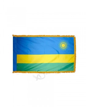 Drapeau du Rwanda de 4 pi x 6 pi avec manchon de mât latéral et frange