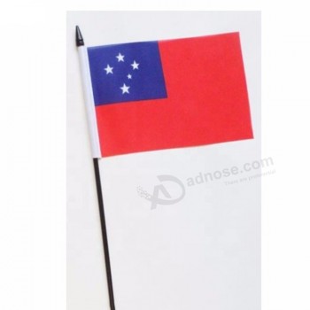 Venta caliente personalizada poliéster impresión samoa mano agitando bandera con poste negro
