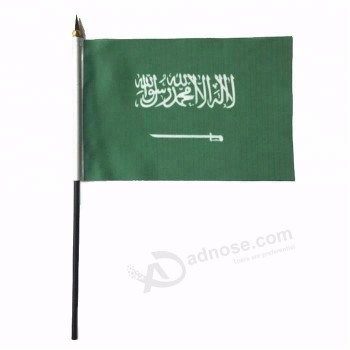 bandera de los fans promoción impresa mano bandera de arabia saudita