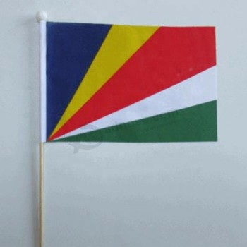 Polyester Mini Seychellen Hand schütteln Flagge Großhandel