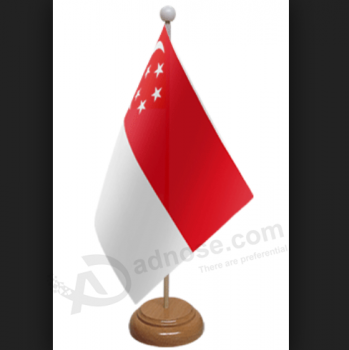 Table de Singapour Drapeau national Drapeau de bureau de Singapour