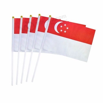 Tissu polyester Sports Fan Encouragement Pays Petit Singapour Drapeau à main