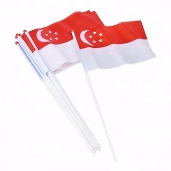 Singapur Hand Flagge / Singapur Hand wehende Flagge mit Kunststoff-Stick