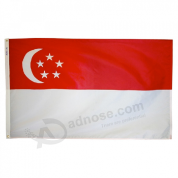 Drapeau national de Singapour de taille standard élevée