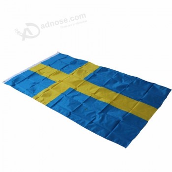 2020 euro fabricante al por mayor poliéster 68D 90 * 150 cm 3 * 5 pies ojales metálicos bandera de suecia