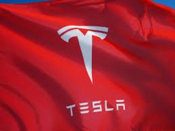 bandera de Tesla de calidad mejor personalizada con buen precio