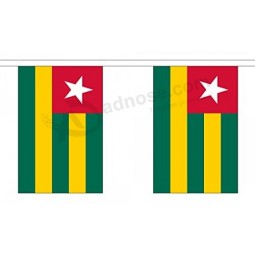 Togo-String mit 30 Flaggen aus Polyester - 9 m lang