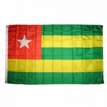 ventas al por mayor de banderas de países de togo con estampados coloridos baratos
