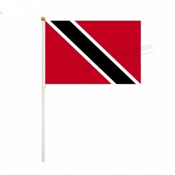 100 % polyester 2019 événements de football TRINITÉ-ET-TOBAGO drapeau national de la main
