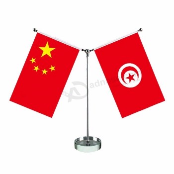 Twee vlaggen Tunesië bureau vlag Tunesië tafel Top vlag met voet