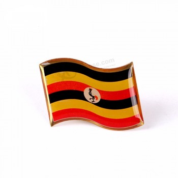 forma personalizada bandera de uganda insignia de metal pin