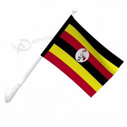 Sportfan Jubel halten Flagge mit Ihrem Logo