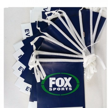 Impression double face personnalisée PVC String Flags Drapeau de guirlande suspendu en plastique