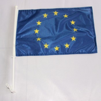 goedkope en uitstekende kwaliteit gebreide polyester met kunststof paal autoraam vlaggen