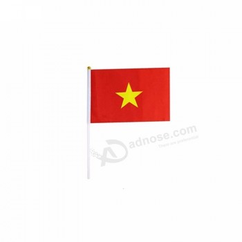 Garantía de calidad poliéster Vietnam bandera ondeando a mano
