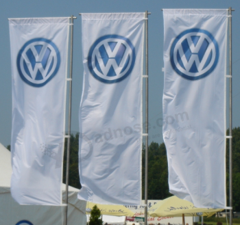 bandiera di volkswagen rettangolo volante all'aperto per la pubblicità