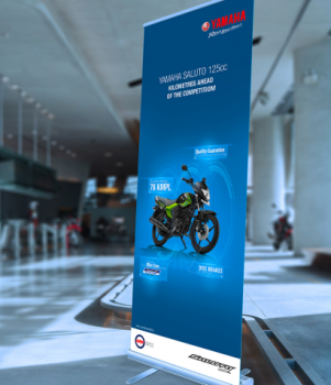 Pas cher Custom Yamaha Advertising Roll Up Stand