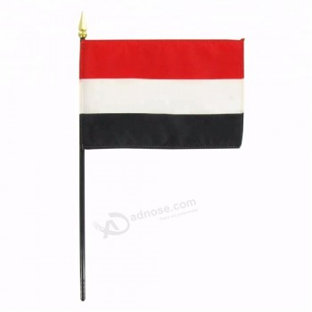 Yemen 30 * 45 cm bandera ondeando a mano, banner al aire libre