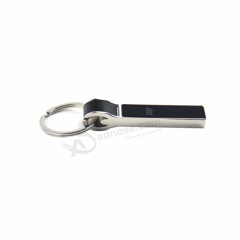 Top Quality Custom Cheap Round Metal Whistle Keychain for Gift/Sales