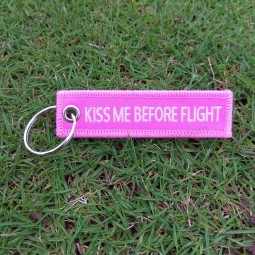 Custom Pink Kiss Me Befor Flight Keychain for Car Keyrings