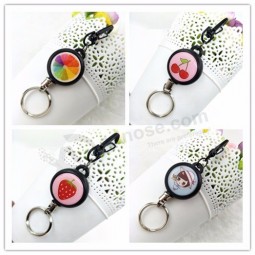 Cartoon einziehbare Pull Keyring billig Großhandel