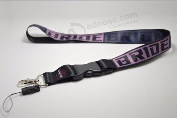 Des porte-badges nominatifs rétractables personnalisés impriment votre logo