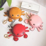 Marca famosa divertida linda cangrejo PU cuero mini monedero llavero para llaves pequeña billetera llavero mujer bolso colgante regalo de cumpleaños