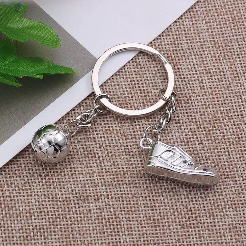 Fashion-3D-Silver-Football-Keychain-World-Soccer-Shoes-Key-Chain-Creative-Unisex-Sport-Jewelry-For-Fans (4)