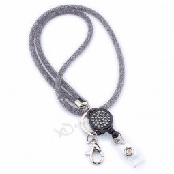 cordones y porta credenciales