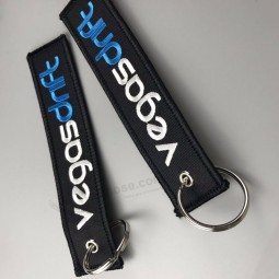 Porte-clés léger led pvc souple personnalisé OEM, porte-clés tissé