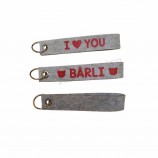groothandel promotionele aangepaste logo gepersonaliseerde sleutelhanger voelde gepersonaliseerde sleutelhangers tag