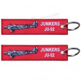 aangepaste grootte borduurwerk Sleutelhanger promotionele junkers Ju-52 vliegtuig stof borduurwerk gepersonaliseerde sleutelhangers
