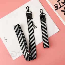 NIEUWE mode multi-fuction lanyards voor sleutels ID-kaart Gym universele mobiele telefoon grip nek polsband