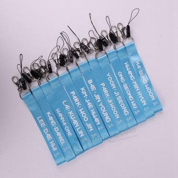 Lanyard mit Briefaufdruck, Schlüsselbund, Name, Handyhalterung