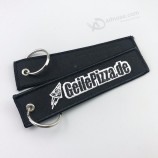promotie borduurwerk op maat geweven textiel logo sleutelhanger met gouden naaien
