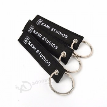 Nom Logo Tissu Noir Tissé Uni Porte-clés Étiquettes pour la collection