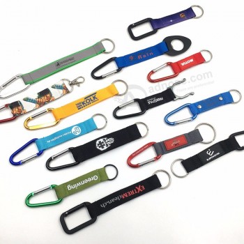 주문 로고 짧은 방아 끈을 가진 carabiner 열쇠 고리를 가진 도매 금속 열쇠 고리