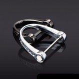 Llavero del coche Varilla gruesa en forma de D clásica Herradura Llavero Accesorios para el interior del coche Llavero Decoración del estilo del coche