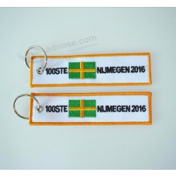Étiquette porte-clés en tissu brodé tissé sur mesure