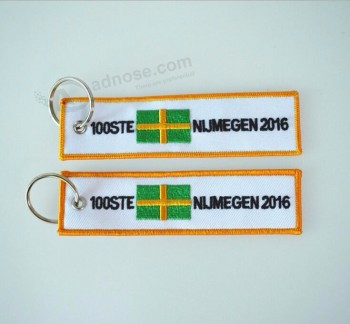Étiquette porte-clés en tissu brodé tissé sur mesure