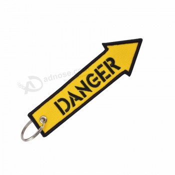 llavero de peligro para motocicletas y automóviles llaveros amarillos bordados llavero etiqueta moda motor sleutelhanger joyería