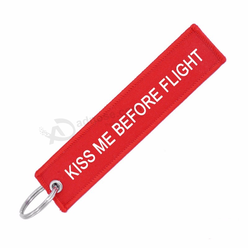 Kiss Me before Flight Sleutelhanger ketting Rood borduurwerk Sleutelhanger Speciale bagage Tag ketting voor luchtvaart Geschenken Auto sleutelhanger Sieraden (1)