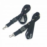 cordini di raso con accessori logati