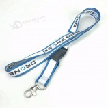 porta badge identificativo con cordino retrattile moda