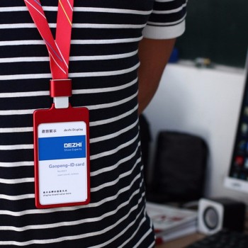 Porte-carte d’identité d’entreprise haute brillance avec sangle de cou de 1,5 cm, étui à carte de nom en métal avec lanière, personnaliser le porte-badge LOGO XP01