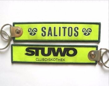 Porte-clés tissés avec logo personnalisé pour vêtement avec anneau en métal