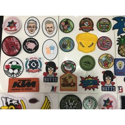 Porte-clés en tissu jacquard avec logo personnalisé