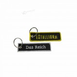 Broderie Tissu Polyester Tissé cool porte-clés étiquette Mot personnalisé logo personnalisé écharpe anneau