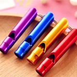Minialuminiumnotüberlebensgebirgskampieren, das Pfeifenart und weise keychain Geräuschhersteller wandert